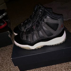 Boy’s Jordan 11s size 11.5